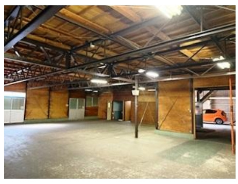 香ヶ丘町3丁貸倉庫の内装