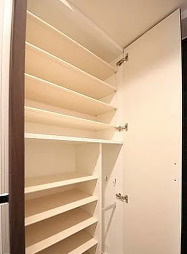 プレサンス立売堀パークシティの玄関