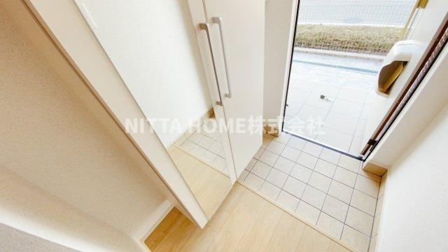 アンジュヴェールⅡの玄関|もちろんシューズボックスを完備の玄関です★