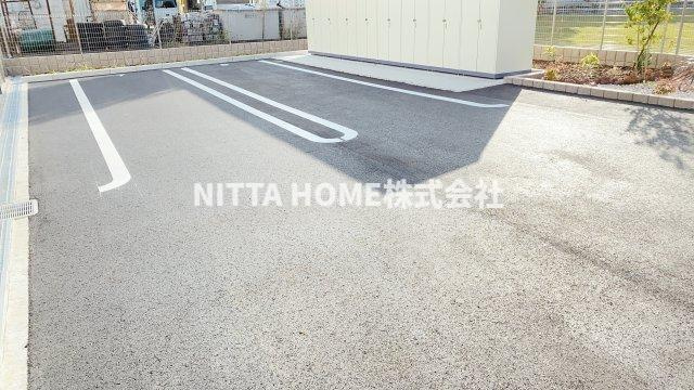 アンジュヴェールⅡの駐車場|敷地内に駐車場があります◎