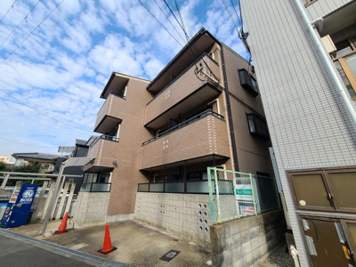 【外観】 | ブランドール・サム | シンプルなデザインの外観です