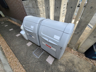 【その他共用部分】 | ブランドール・サム | 敷地内にゴミ置き場があります