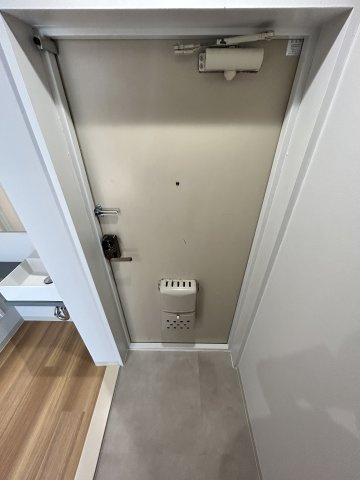 【玄関】アルテハイム神戸県庁前 