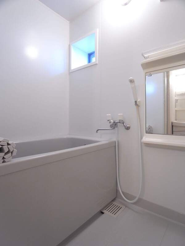 リリックコートひまわり の浴室