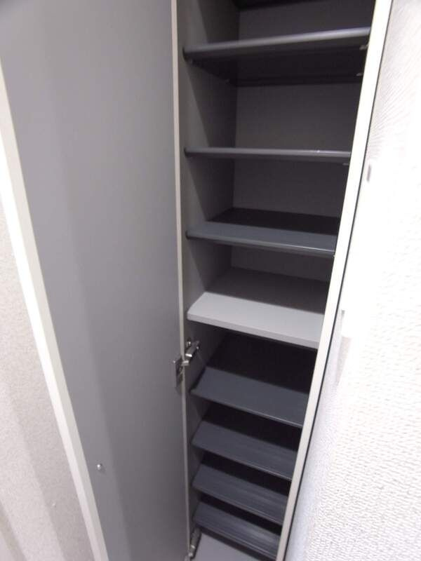 リリックコートひまわり の玄関