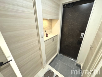 【玄関】 | BEREO吉野本町【BELS認証】