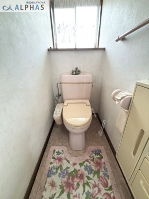 【トイレ】 | 神戸市長田区宮丘町一丁目　一戸建て | 2階も洗浄便座付きトイレがあります♪