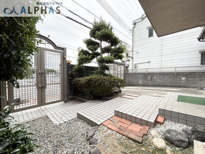 【庭】 | 神戸市長田区宮丘町一丁目　一戸建て | ガーデニングや家庭菜園を楽しんだり、小さなお子様がいるご家庭ではプールなどをして楽しめますね♪