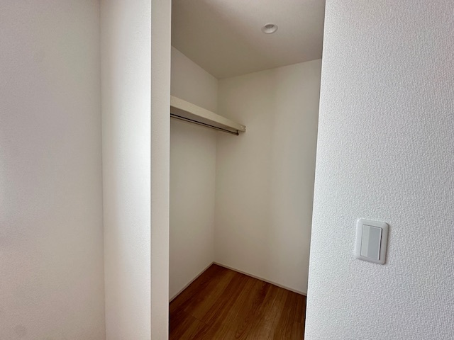 【新築戸建】　いわき市泉もえぎ台3期の収納|1号棟モデルハウス　各居室にクローゼットが完備されているので、収納家具等の購入費用を抑えることが出来ます。