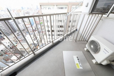 【バルコニー】 | ラ・ヴィータ日本橋
