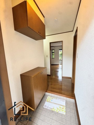 【玄関】 | パインクレスト弐番館