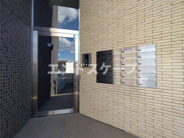 メゾン葵のエントランス|高崎、前橋のお部屋探しはエンドスケープまで！お客様の理想お聞かせ下さい♪