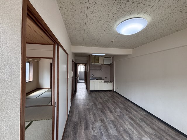 北園パークマンションの居間・リビング|（写真は105号室のものです）