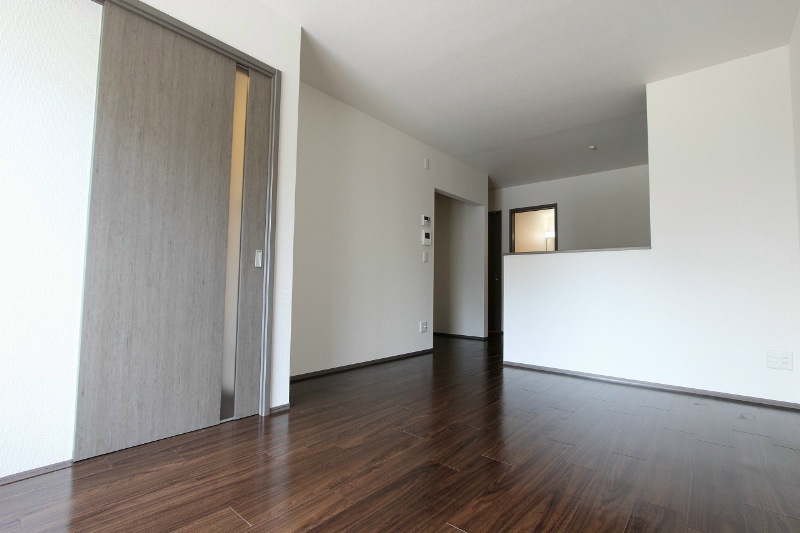 アルページュＢの居間・リビング