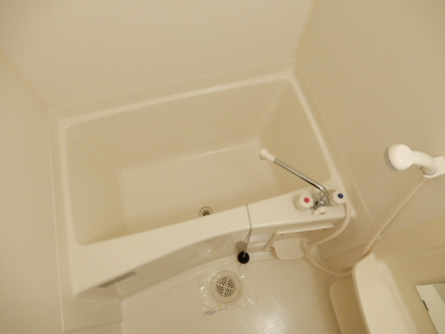 コンフォール白水の浴室