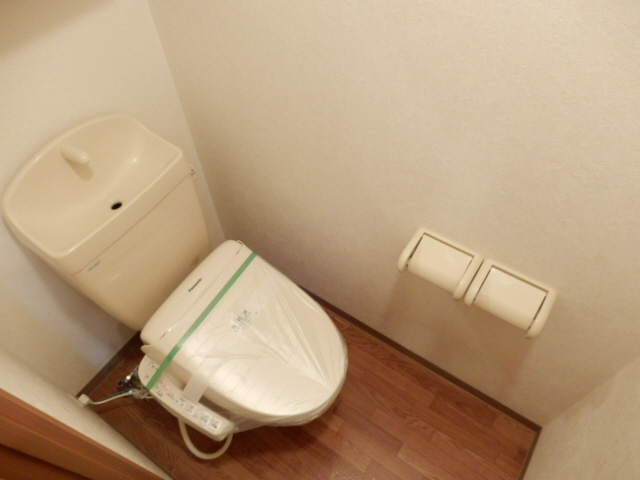 コンフォール白水のトイレ