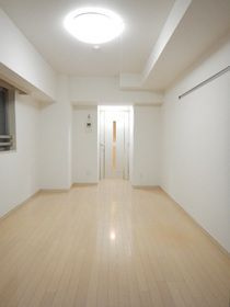 ガーラ神田岩本町の居間・リビング