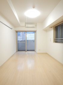 ガーラ神田岩本町の居間・リビング