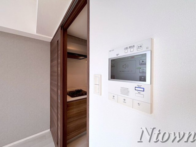 【セキュリティ】 | S-RESIDENCE平安通 | モニター付きインターフォンです