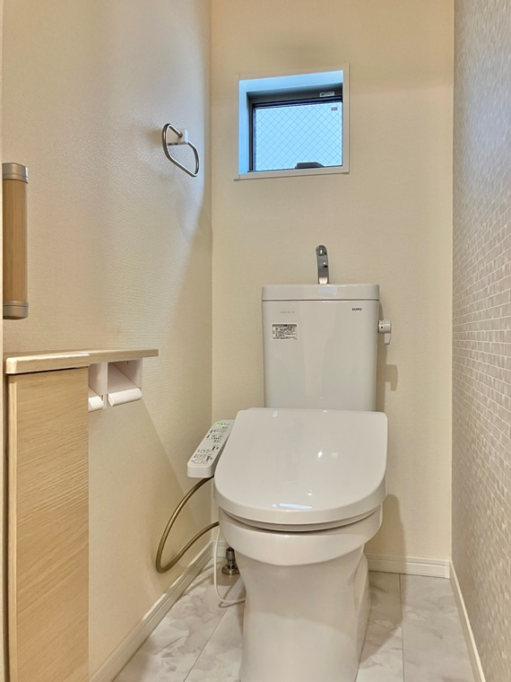 上池袋戸建のトイレ