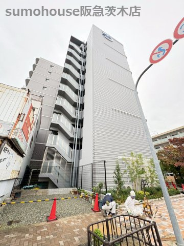 ファーストフィオーレ吹田レガーメの外観