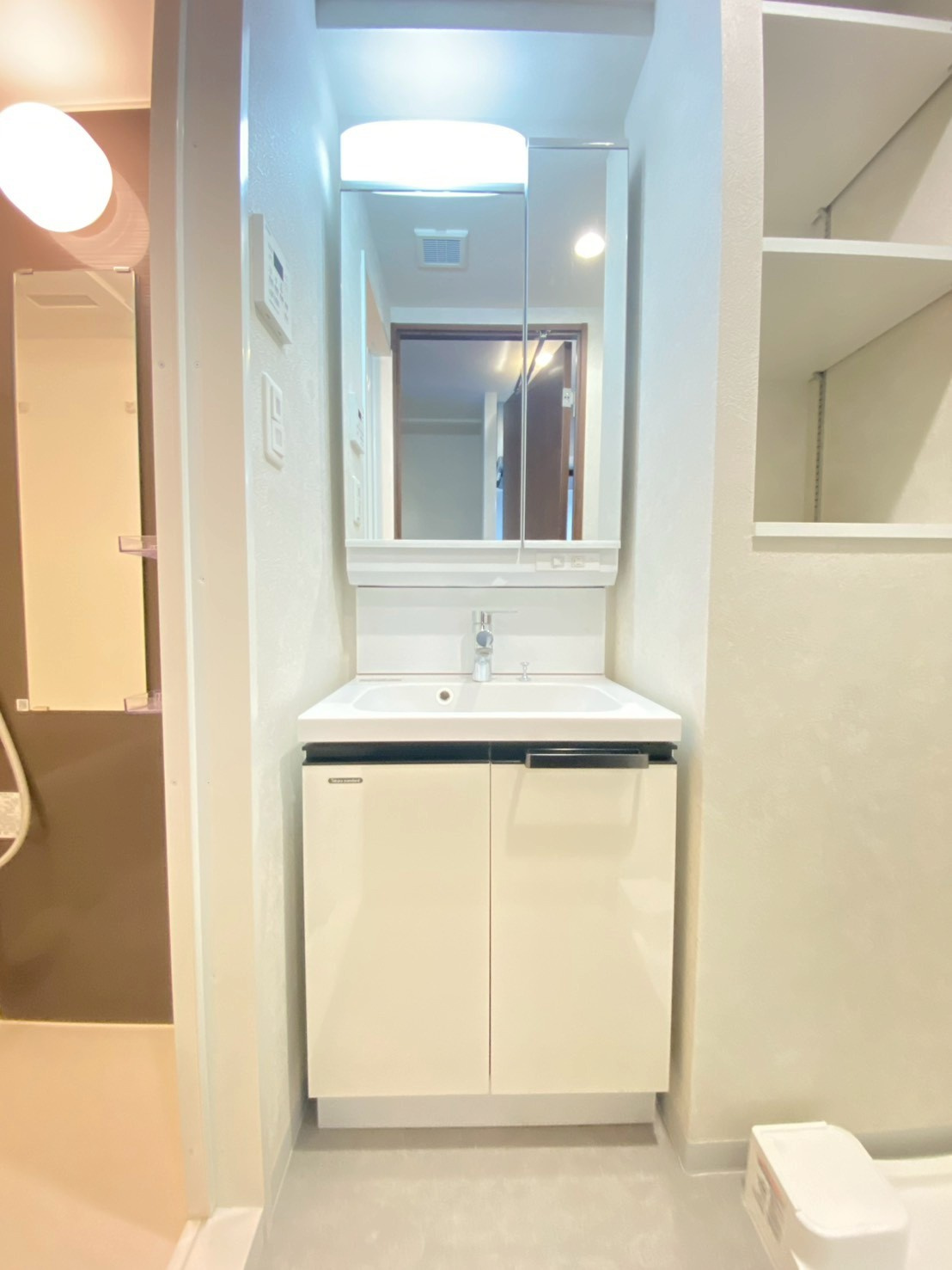 ファーストフィオーレ吹田レガーメの洗面所