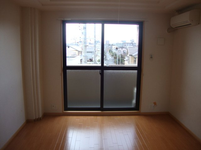 グリーングラス弐番館の内装|洋室