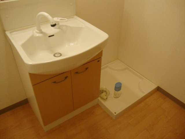 グリーングラス弐番館の洗面所|洗髪洗面化粧台