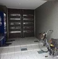 【エントランス】 | アヴァンタージュK | エントランスです