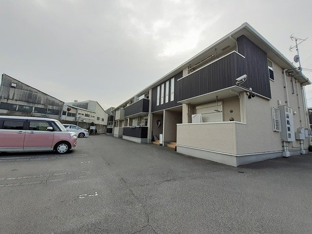 アンフィニの駐車場