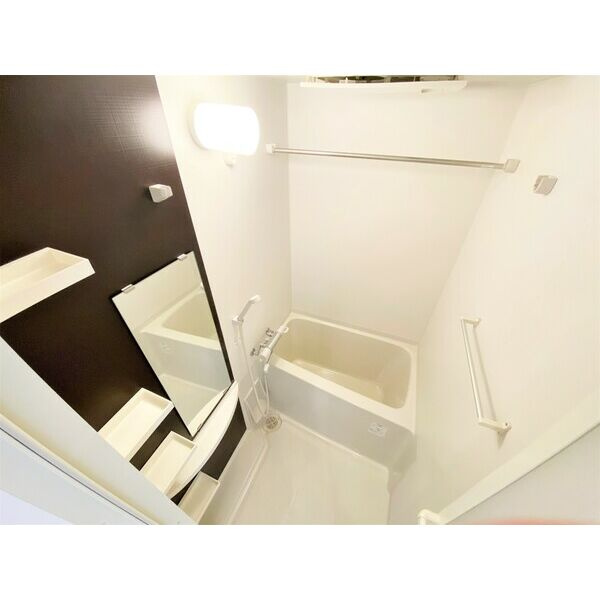 セレニテオズ北巽の浴室