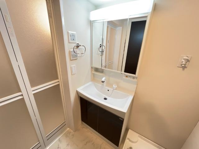 グランブールの独立洗面台|洗髪洗面化粧台