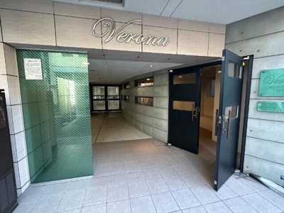 【エントランス】 | Verona門前仲町Lusso（ヴェローナ門前仲町ルッソ）