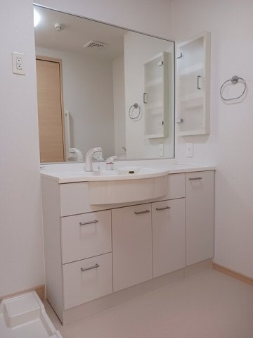 サンハウス志家の洗面所