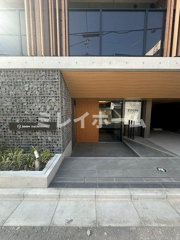 ZOOM下丸子のエントランス