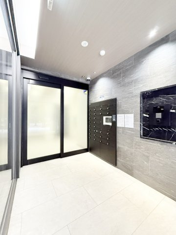 ソルフィエスタ浅草入谷のエントランス