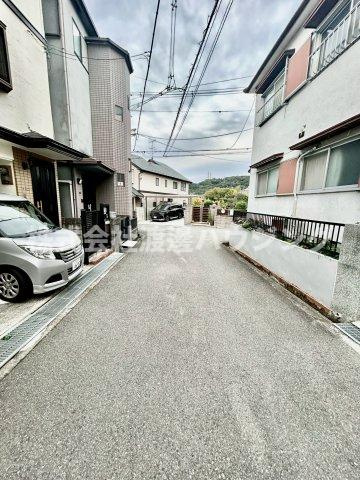 塚脇１丁目一戸建の周辺