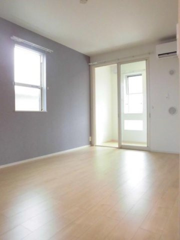 サニー・クラウンⅡの居間・リビング