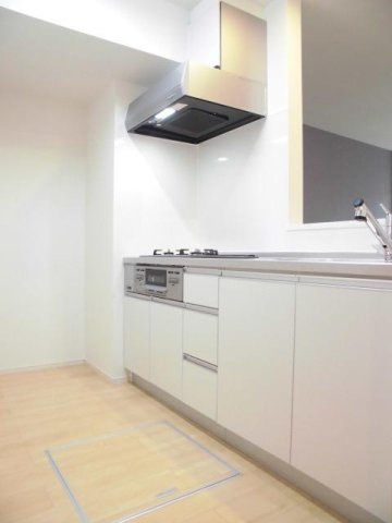 サニー・クラウンⅡのキッチン