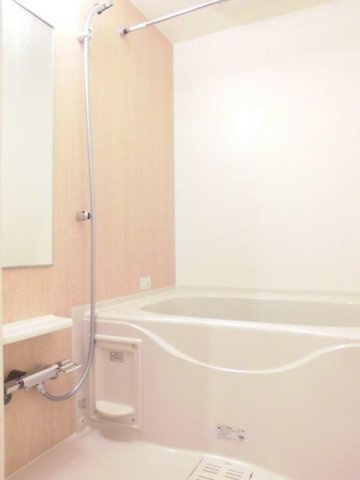 サニー・クラウンⅡの浴室