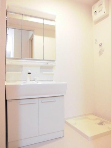 サニー・クラウンⅡの洗面所