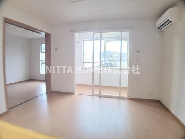 Ｅｔｅｒｎｏ・Ｙ　Ⅱの居間・リビング|リビングは11.9帖です☆