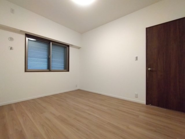 シーブレスの洋室|落ち着いた色調の洋室です