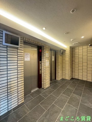 【ロビー】 | MELDIA CREST NAMBA SOL TERRACE