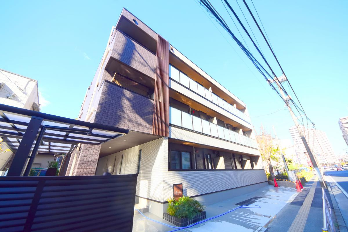 アヴェクトワベーの外観