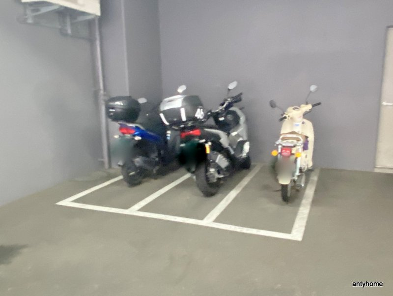 アーデン谷町　仲介手数料無料の駐車場