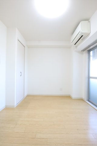 メイゾン都島の居間・リビング