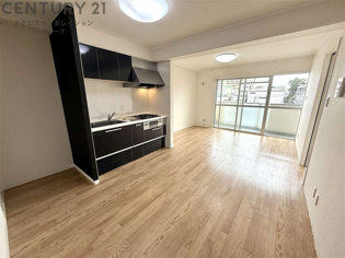 ハイツ相生の居間