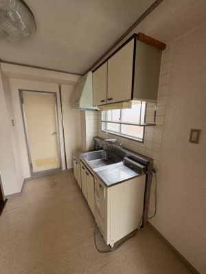 【その他】 | 国立シティハイツ | 隣のお部屋写真になります。