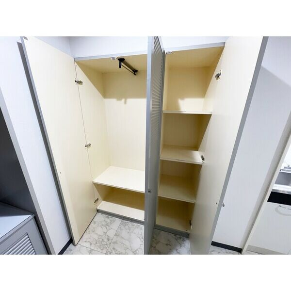 オズレジデンス玉出の収納